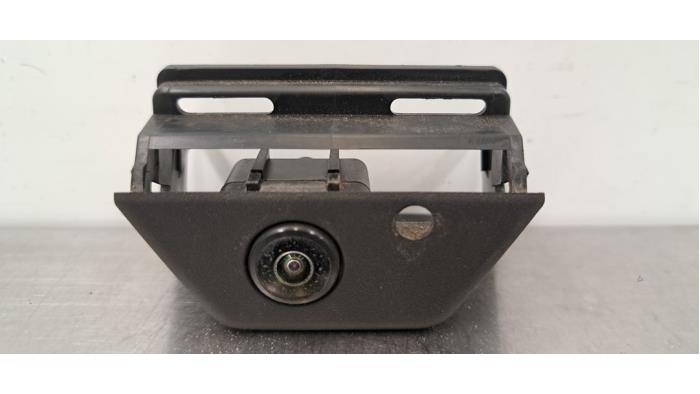 Backkamera från en Opel Astra L (F3/FB/FM/FP) 1.6 GSe Plug-in Hybrid Turbo 16V 2023