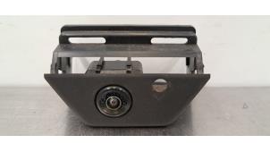 Begagnade Backkamera Opel Astra L (F3/FB/FM/FP) 1.6 GSe Plug-in Hybrid Turbo 16V Pris € 66,55 Inklusive moms erbjuds av Autohandel Didier