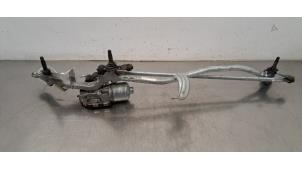 Begagnade Torkarmotor + mekanism Mercedes C Estate (S205) C-300 CDI BlueTEC HYBRID, C-300 h 2.2 16V Pris € 133,10 Inklusive moms erbjuds av Autohandel Didier