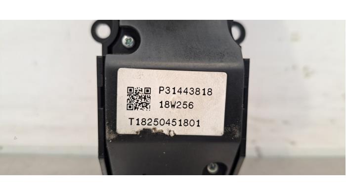 Brytare, parkeringsbroms från en Volvo V60 II (ZW) 2.0 D3 16V 2018