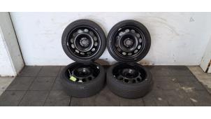 Begagnade Hjuluppsättning + däck Citroen C3 Van (CJ) ë-C3 Pris € 266,20 Inklusive moms erbjuds av Autohandel Didier