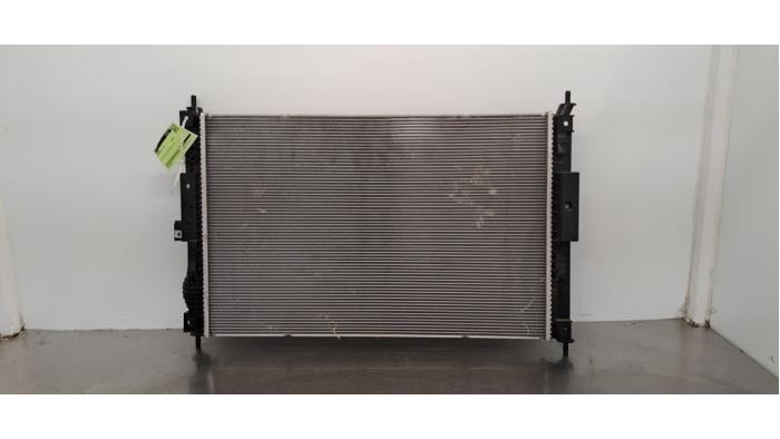 Kylare från en Peugeot Expert (V1/VA/VB/VE/VF/VT/VY) 1.5 BlueHDi 120 2023