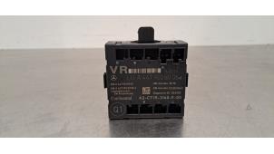 Gebruikte Centrale Deurvergrendelings Module Mercedes Vito (447.6) 2.0 119 CDI 16V Prijs € 96,80 Inclusief btw aangeboden door Autohandel Didier
