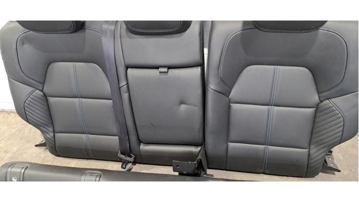 Bekleding Set (compleet) van een Renault Arkana (RJLL) 1.6 E-Tech 145 16V 2024