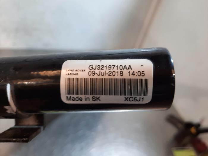 Kondensor, luftkonditionering från en Land Rover Discovery Sport (LC) 2.0 TD4 150 16V 2018