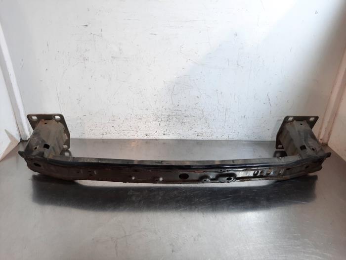 Bumperframe voor van een Land Rover Discovery Sport (LC) 2.0 TD4 150 16V 2018