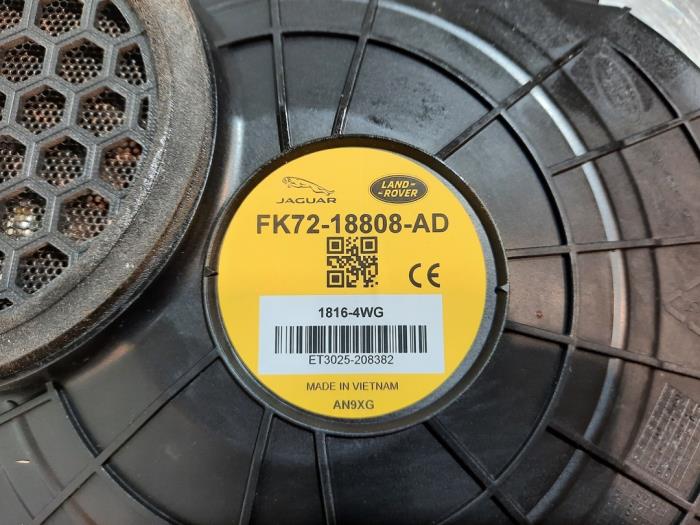 Luidspreker van een Land Rover Discovery Sport (LC) 2.0 TD4 150 16V 2018