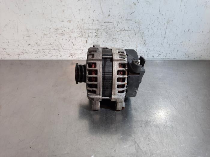 Dynamo från en Land Rover Discovery Sport (LC) 2.0 TD4 150 16V 2018