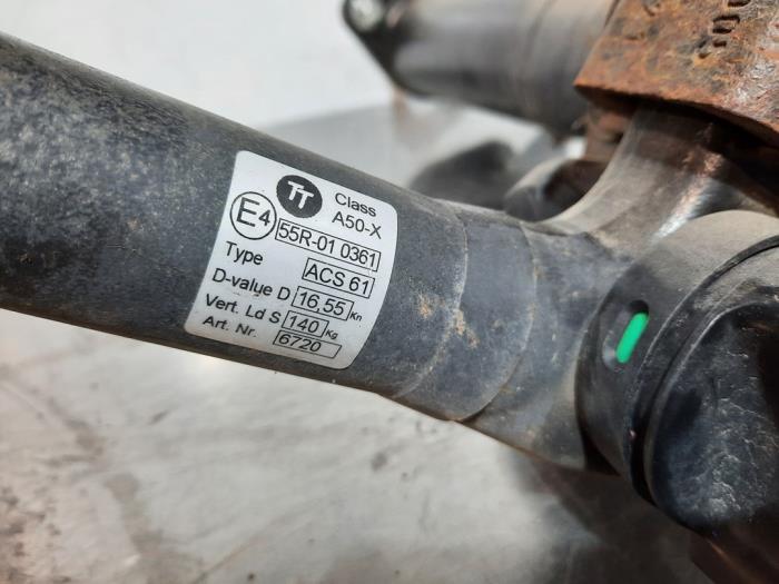 Dragkrok från en Land Rover Discovery Sport (LC) 2.0 TD4 150 16V 2018