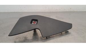 Używane Przelacznik poduszki powietrznej Citroen C3 Van (CJ) 1.2 PureTech 100 Cena € 30,25 Z VAT oferowane przez Autohandel Didier