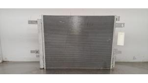 Używane Skraplacz klimatyzacji Peugeot 3008 III 1.2 12V Hybrid 136 Cena € 163,35 Z VAT oferowane przez Autohandel Didier