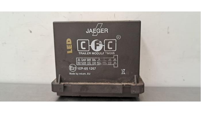 Dragkroksmodul från en Ford Transit 2.0 TDCi 16V Eco Blue 105 2023