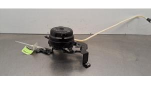 Używane Filtr paliwa Citroen C3 Aircross I (2C/2R) 1.5 BlueHDi 110 Cena € 42,35 Z VAT oferowane przez Autohandel Didier