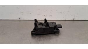 Begagnade Värmarventil, motor Porsche Macan (XA) Pris på förfrågan erbjuds av Autohandel Didier