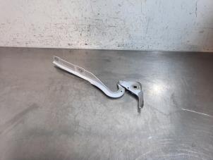 Begagnade Gångjärn, motorhuv Citroen Berlingo 1.5 BlueHDi 100 Pris € 36,30 Inklusive moms erbjuds av Autohandel Didier