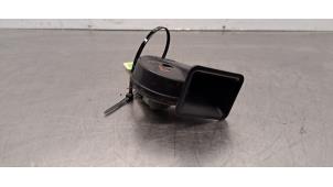 Gebruikte Toeter Mazda CX-5 II (KF) 2.0 SkyActiv-G 165 16V 2WD Prijs € 24,20 Inclusief btw aangeboden door Autohandel Didier