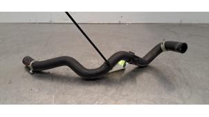 Begagnade Kylarslang Toyota Yaris IV (P21/PA1/PH1) 1.5 12V Hybrid 115 Pris € 30,25 Inklusive moms erbjuds av Autohandel Didier