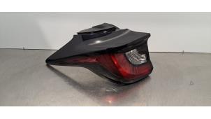 Używane Tylne swiatlo pozycyjne lewe Toyota Yaris IV (P21/PA1/PH1) 1.5 12V Hybrid 115 Cena € 199,65 Z VAT oferowane przez Autohandel Didier