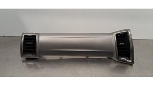 Gebruikte Luchtrooster Dashboard Ford Ranger 2.0 EcoBlue 16V 4x4 Prijs € 84,70 Inclusief btw aangeboden door Autohandel Didier