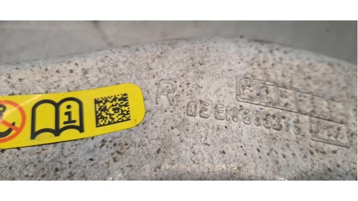 Främre gaffelben, höger från en BMW 7 serie (G11/12) 740e,Le 2017