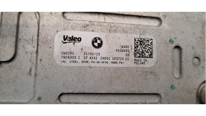 Kondensor, luftkonditionering från en BMW X5 (G05) xDrive50e 3.0 24V 2023
