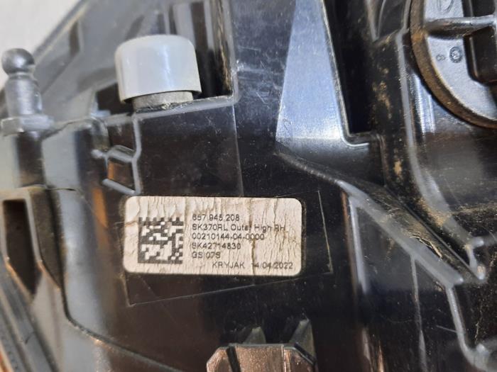 Baklykta, höger från en Skoda Scala 1.0 TSI 110 2023