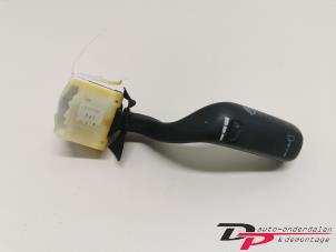 Gebruikte Ruitenwis Schakelaar Saab 9-5 (YS3E) 2.0t 16V Prijs € 8,10 Margeregeling aangeboden door DP Auto-onderdelen & Demontage