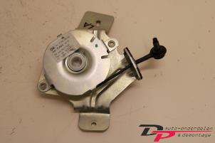 Używane Zawias tylnej klapy Peugeot 3008 I (0U/HU) 1.6 16V THP 155 Cena € 12,60 Procedura marży oferowane przez DP Auto-onderdelen & Demontage