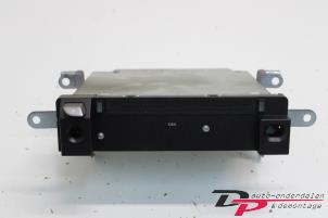 Used CD player Toyota iQ 1.0 12V VVT-i Price € 34,00 Margin scheme offered by DP Auto-onderdelen & Demontage