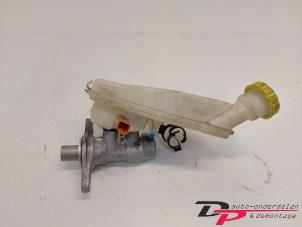 Gebruikte Hoofdremcilinder Citroen C3 Picasso (SH) 1.4 16V VTI 95 Prijs € 11,00 Margeregeling aangeboden door DP Auto-onderdelen & Demontage