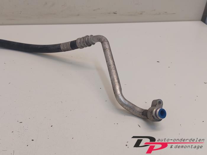 Luftkonditioneringsledning från en Mitsubishi Colt CZC 1.5 16V 2007