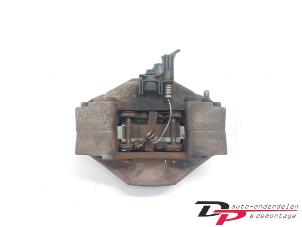 Gebruikte Remklauw (Tang) links-achter Mercedes ML I (163) 270 2.7 CDI 20V Prijs € 19,60 Margeregeling aangeboden door DP Auto-onderdelen & Demontage