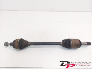 Gebruikte Aandrijfas rechts-achter Mercedes ML I (163) 270 2.7 CDI 20V Prijs € 30,00 Margeregeling aangeboden door DP Auto-onderdelen & Demontage