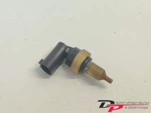 Gebruikte Temperatuursensor Motor Mercedes A (W176) 1.6 A-180 16V Prijs € 10,00 Margeregeling aangeboden door DP Auto-onderdelen & Demontage