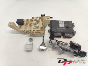 Begagnade Tändningslås + dator Suzuki Swift (ZA/ZC/ZD1/2/3/9) 1.3 VVT 16V Pris € 63,00 Marginaltabell erbjuds av DP Auto-onderdelen & Demontage