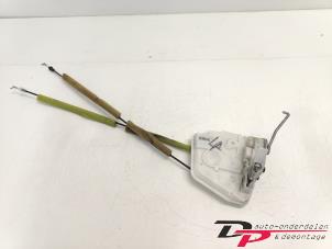 Gebruikte Portierslot Mechaniek 4Deurs links-achter Mazda CX-5 I (KE,GH) 2.2 Skyactiv D 175 16V 4WD Prijs € 25,00 Margeregeling aangeboden door DP Auto-onderdelen & Demontage
