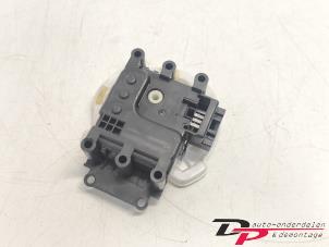 Gebruikte Kachelklep Motor Mazda CX-5 I (KE,GH) 2.2 Skyactiv D 175 16V 4WD Prijs € 14,00 Margeregeling aangeboden door DP Auto-onderdelen & Demontage