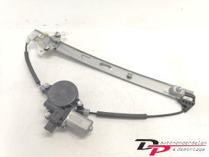 Gebruikte Ruitmechaniek 4Deurs links-voor Mazda CX-5 I (KE,GH) 2.2 Skyactiv D 175 16V 4WD Prijs € 20,00 Margeregeling aangeboden door DP Auto-onderdelen & Demontage