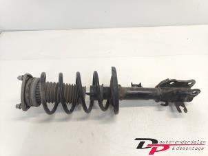 Gebruikte Mac Phersonpoot links-voor Mazda CX-5 I (KE,GH) 2.2 Skyactiv D 175 16V 4WD Prijs € 63,00 Margeregeling aangeboden door DP Auto-onderdelen & Demontage