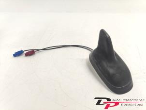 Używane Antena Volkswagen Golf Plus (5M1/1KP) 1.2 TSI BlueMOTION Cena € 13,95 Procedura marży oferowane przez DP Auto-onderdelen & Demontage