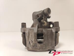 Begagnade Bakre bromsok, höger Ford Kuga II (DM2) 1.6 EcoBoost 16V Pris € 9,95 Marginaltabell erbjuds av DP Auto-onderdelen & Demontage