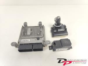 Gebruikte Contactslot + computer Mercedes C Estate (S205) C-220 CDI BlueTEC, C-220 d 2.2 16V Prijs € 180,00 Margeregeling aangeboden door DP Auto-onderdelen & Demontage