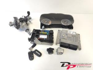 Gebruikte Contactslot + computer Jeep Renegade (BU) 1.0 GSE T3 12V Prijs € 350,00 Margeregeling aangeboden door DP Auto-onderdelen & Demontage