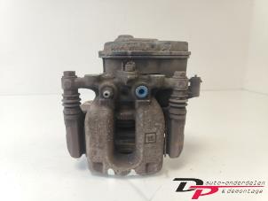 Gebruikte Remklauw (Tang) links-achter Opel Astra K 1.6 CDTI 110 16V Prijs € 42,00 Margeregeling aangeboden door DP Auto-onderdelen & Demontage