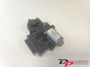 Begagnade Motor, dörrfönster Volkswagen Polo IV (9N1/2/3) 1.4 16V Pris € 9,00 Marginaltabell erbjuds av DP Auto-onderdelen & Demontage