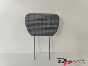 Begagnade Nackstöd Mercedes B (W245) 2.0 B-200 16V Pris € 18,00 Marginaltabell erbjuds av DP Auto-onderdelen & Demontage