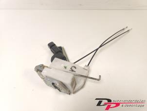 Gebruikte Deurslot Mechaniek 4Deurs links-achter Suzuki Alto 1.0 12V Prijs € 14,95 Margeregeling aangeboden door DP Auto-onderdelen & Demontage