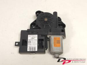 Begagnade Motor, dörrfönster Ford C-Max (DM2) 1.8 16V Pris € 14,95 Marginaltabell erbjuds av DP Auto-onderdelen & Demontage