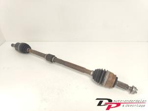 Gebruikte Aandrijfas rechts-voor Mitsubishi ASX 2.0 MIVEC 16V Prijs € 100,00 Margeregeling aangeboden door DP Auto-onderdelen & Demontage