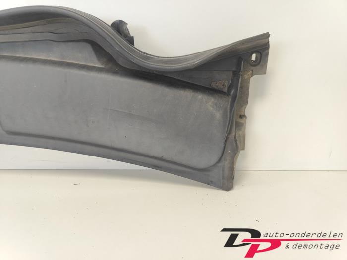 Paravent van een Mercedes-Benz CLA Shooting Brake (117.9) 2.2 CLA-200 CDI, 200 d 16V 2015